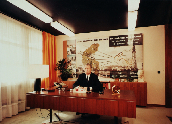 Claude Boitel, premier préfet des Hauts-de-Seine. 36W136