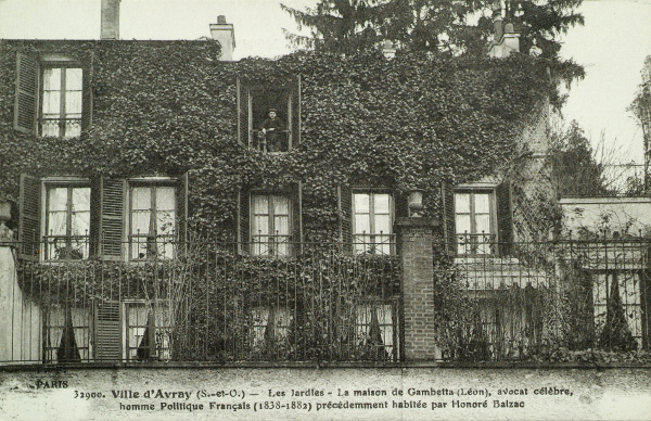 Carte postale de la villa des Jardies à Sèvres. XXe siècle. 9Fi/SEV_372